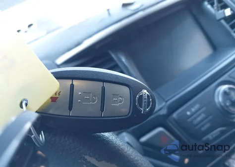 2020 Nissan Pathfinder S 4Wd z USA, uszkodzony, nr VIN 5N1DR2AM7LC608763